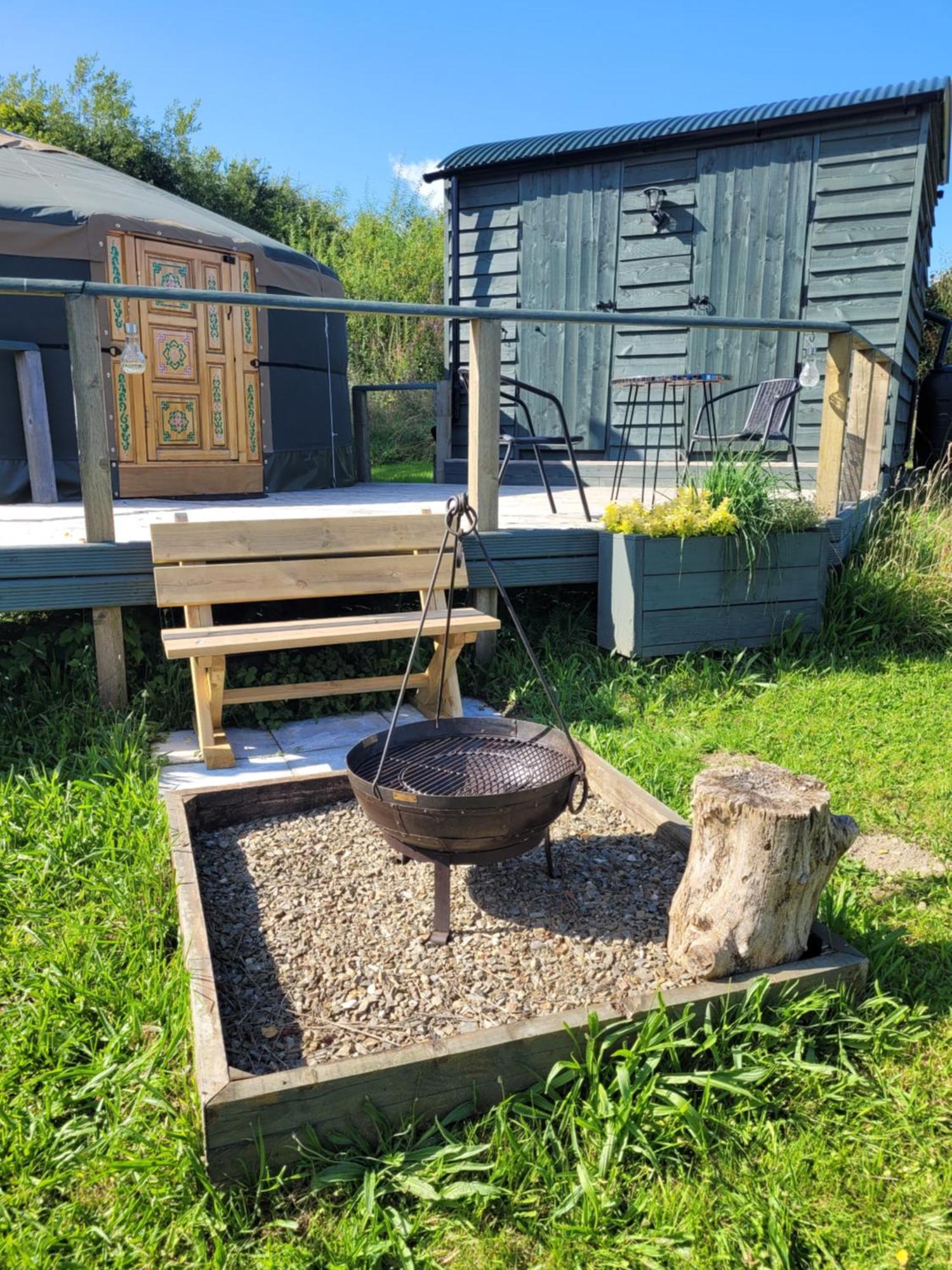 Hotel Go Eco Glamping Lampeter Exterior foto
