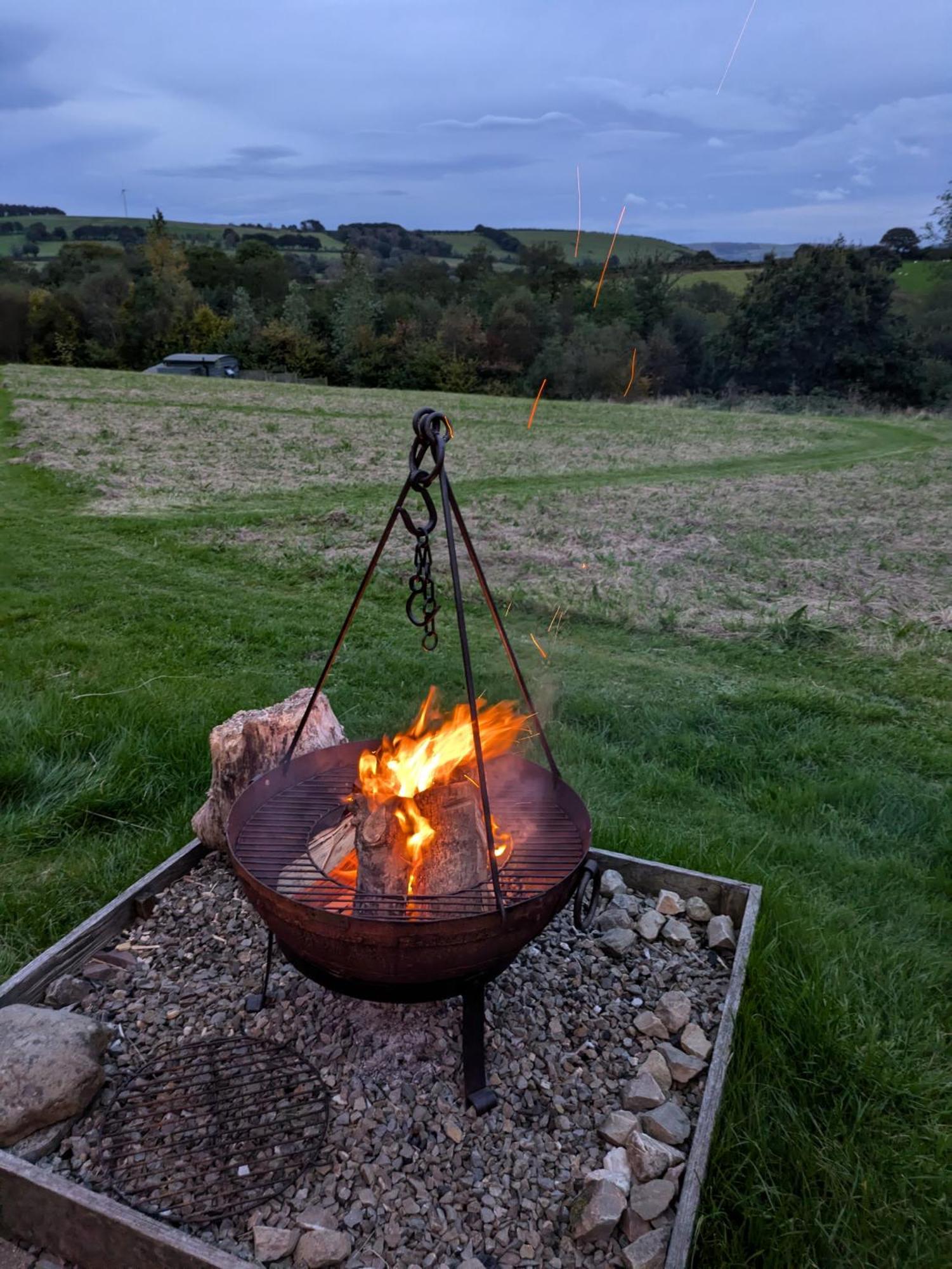Hotel Go Eco Glamping Lampeter Exterior foto